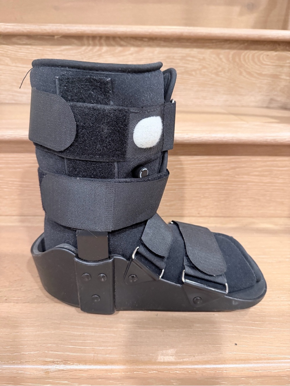 Black Medical Walking Boot - Supportive Protective Boot M